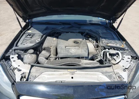 2016 Mercedes-Benz C 300 4Matic из США, поврежденный, VIN WDDWF4KB9GR139425